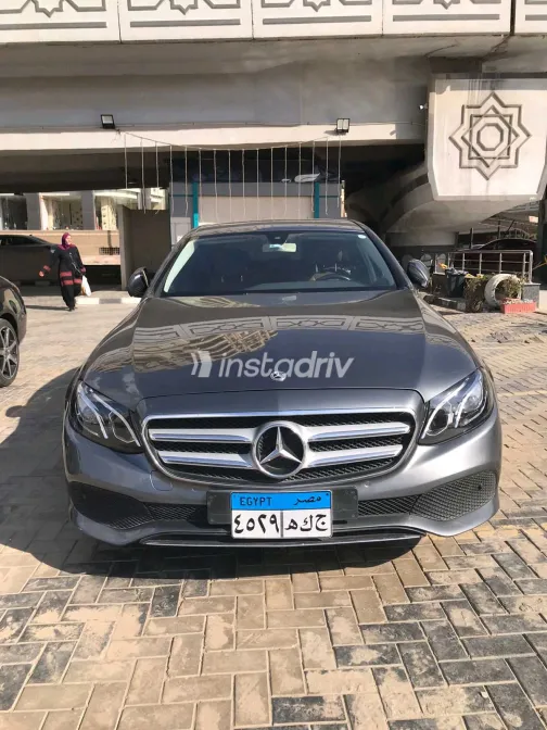 Mercedes E 200 2020 White Used for Sale - 9