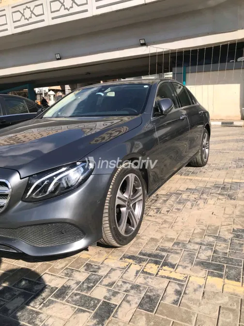 Mercedes E 200 2020 White Used for Sale - 10