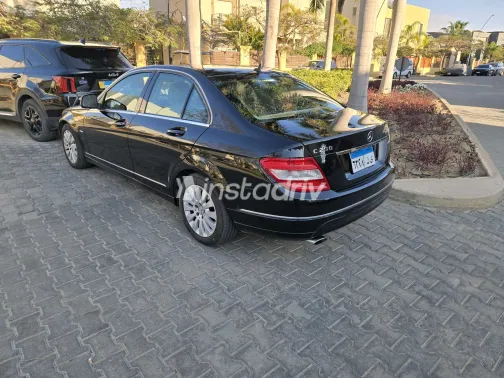 مرسيدس C 200 2008 أبيض مستعملة للبيع - 2