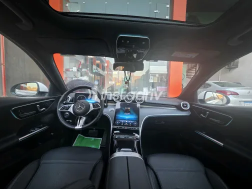 مرسيدس C 180 2023 أبيض مستعملة للبيع - 1