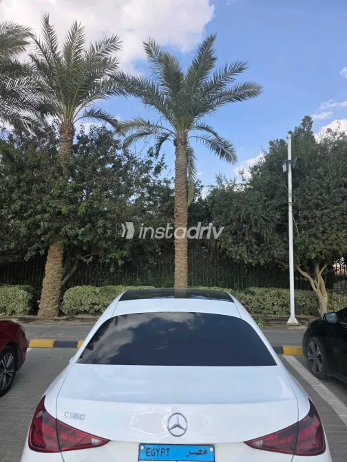 مرسيدس C 180 2023 أبيض مستعملة للبيع - 2