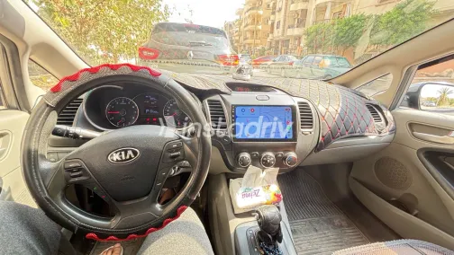 Kia Cerato 2016 White Used for Sale - 3