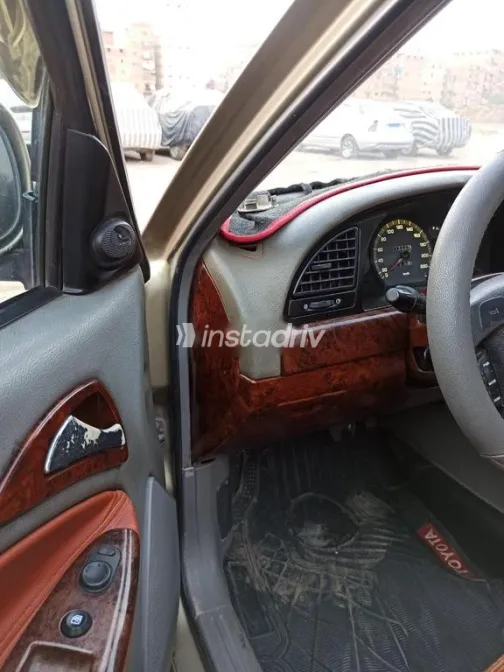 Daewoo Nubira 2 2003 Gold Used for Sale - 8