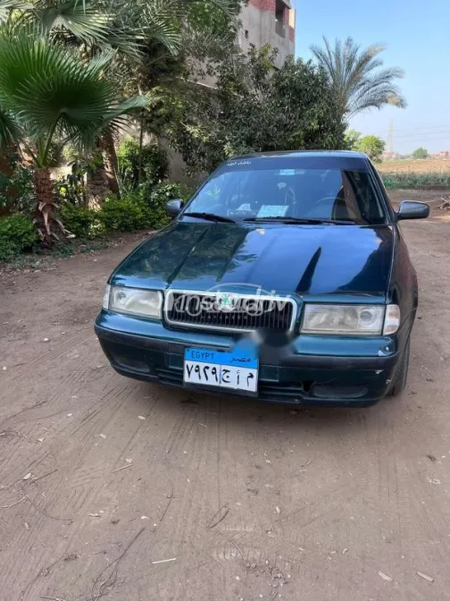 سكودا اوكتافيا A4 2000 أخضر مستعملة للبيع - 2