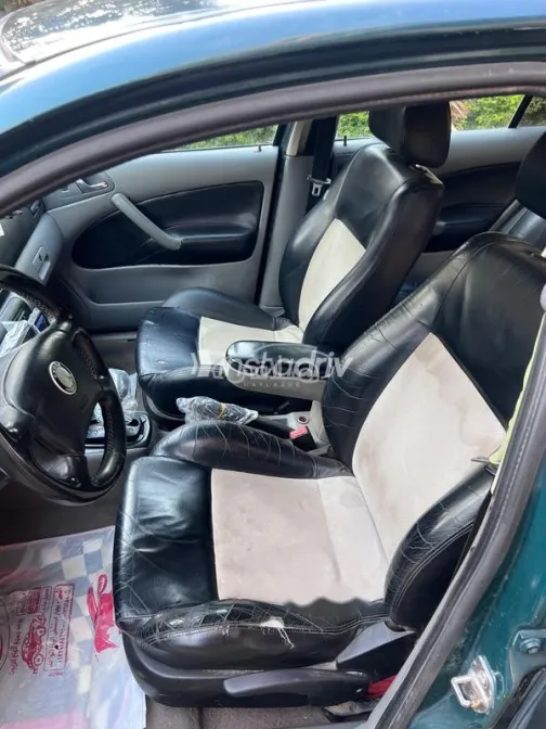 سكودا اوكتافيا A4 2000 أخضر مستعملة للبيع - 10