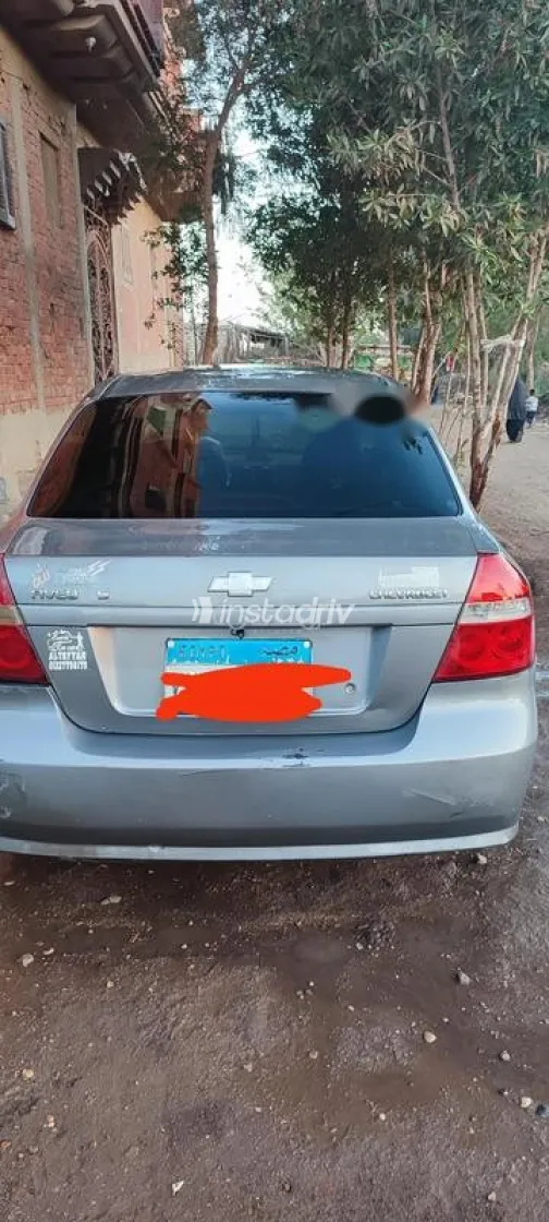 Chevrolet Aveo 2013 Silver Used for Sale - 2