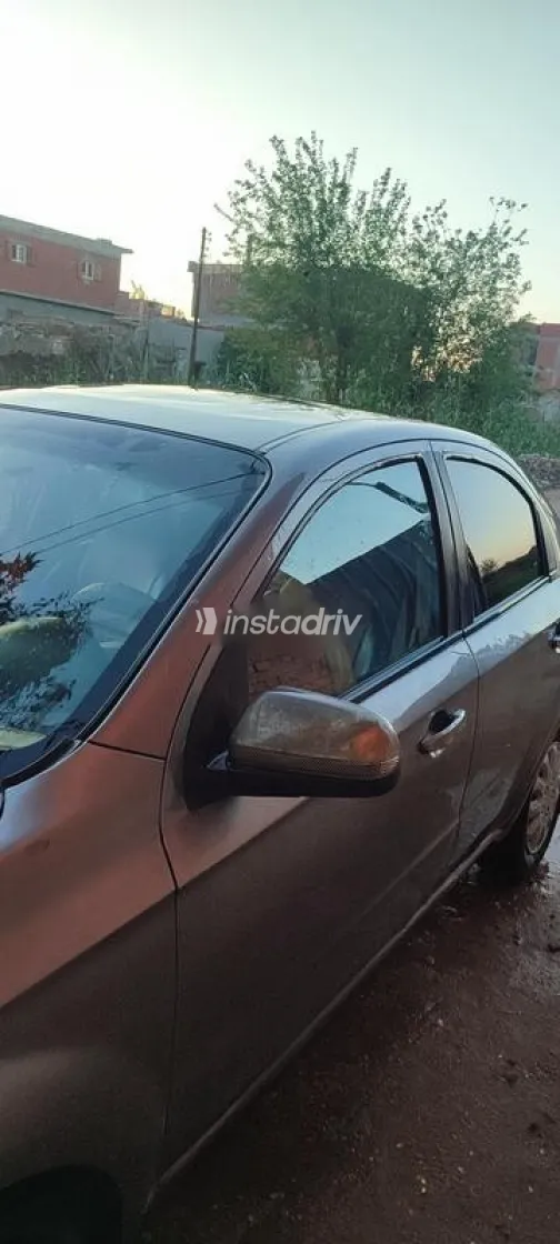 Chevrolet Aveo 2013 Silver Used for Sale - 3