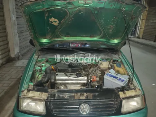 فولكس فاغن بولو 1995 أخضر مستعملة للبيع - 10