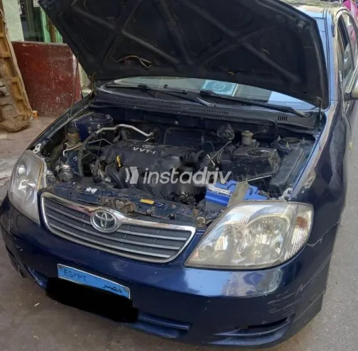 تويوتا كورولا 2003 أزرق غامق مستعملة للبيع - 3