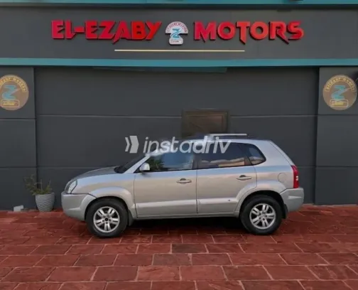 هيونداي توسان 2008 فضي مستعملة للبيع - 7