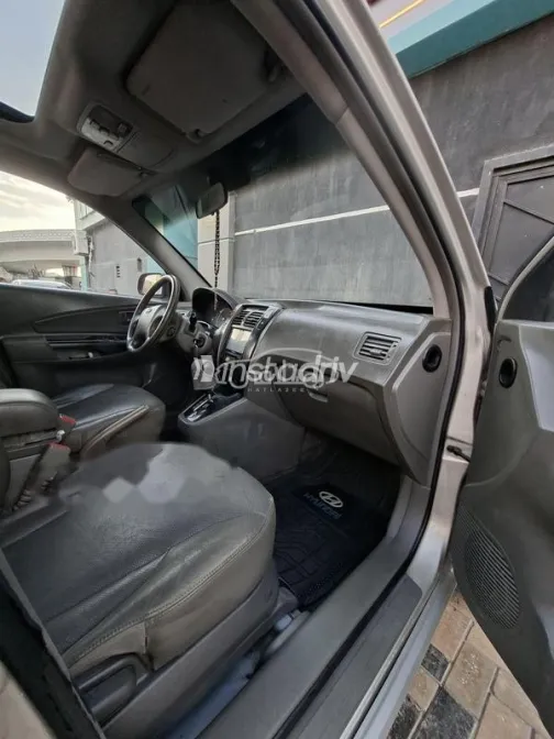 هيونداي توسان 2008 فضي مستعملة للبيع - 8