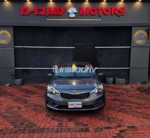 Kia Cerato 2017 White Used for Sale - 2