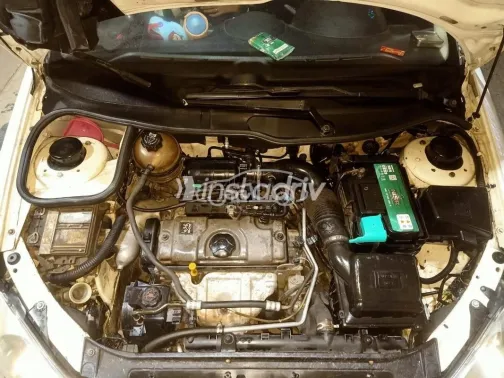 Peugeot 206 2004 White Used for Sale - 2