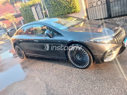 Mercedes EQS 2022 White Used for Sale - 7