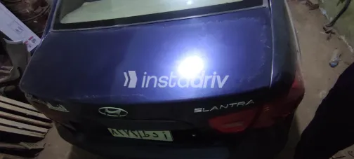 هيونداي إلنترا اتش دى 2007 أبيض مستعملة للبيع - 2