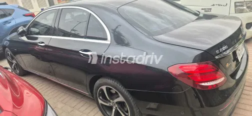 مرسيدس E 200 2020 أبيض مستعملة للبيع - 2