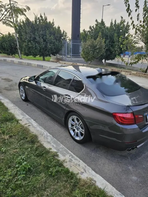BMW 528 2011 Brown Used for Sale - 9
