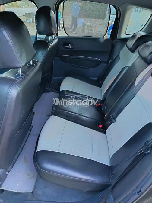 بيجو 3008 2011 موكا مستعملة للبيع - 6