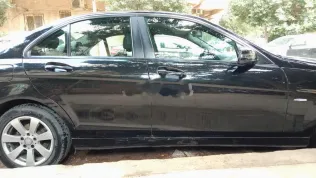 مرسيدس C 180 2009 أسود مستعملة للبيع