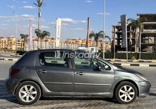 بيجو 307 2007 رمادي غامق مستعملة للبيع - 1
