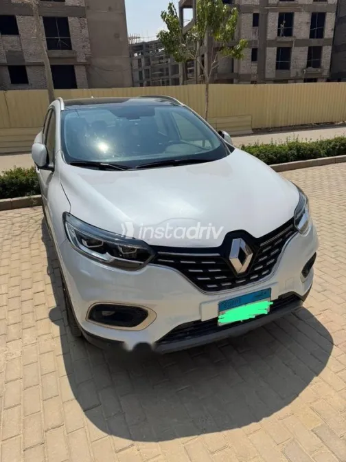رينو كادجار 2022 أبيض مستعملة للبيع - 1