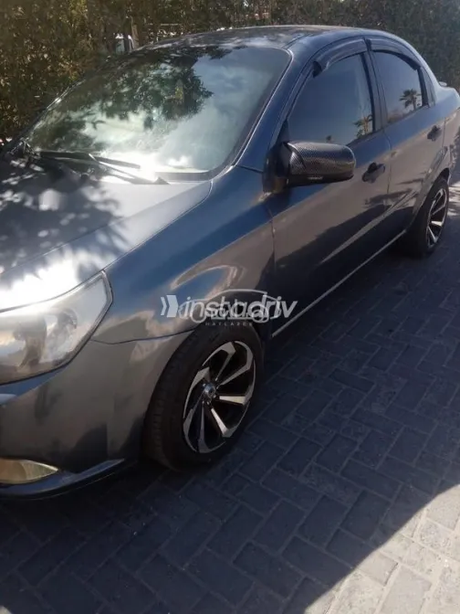 شيفروليه افيو 2016 أزرق غامق مستعملة للبيع - 4