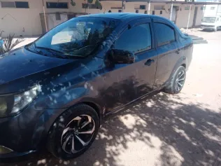 شيفروليه افيو 2016 أزرق غامق مستعملة للبيع