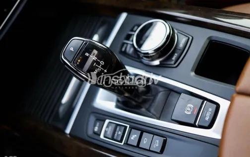 BMW X5 2017 White Used for Sale - 10