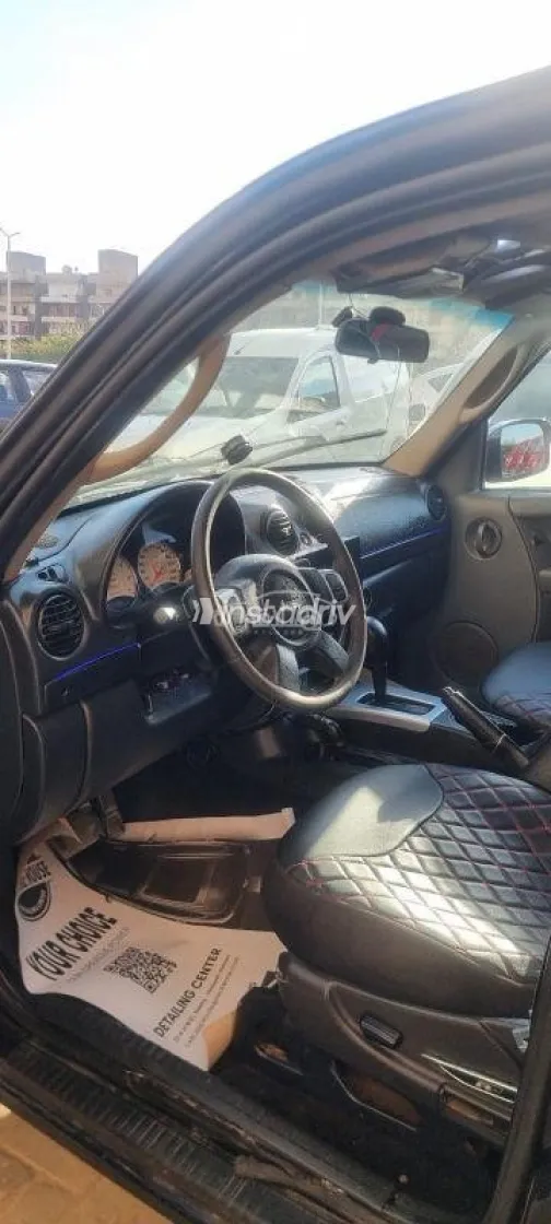 Jeep Liberty 2005 Black Used for Sale - 5