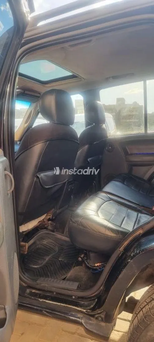 Jeep Liberty 2005 Black Used for Sale - 9