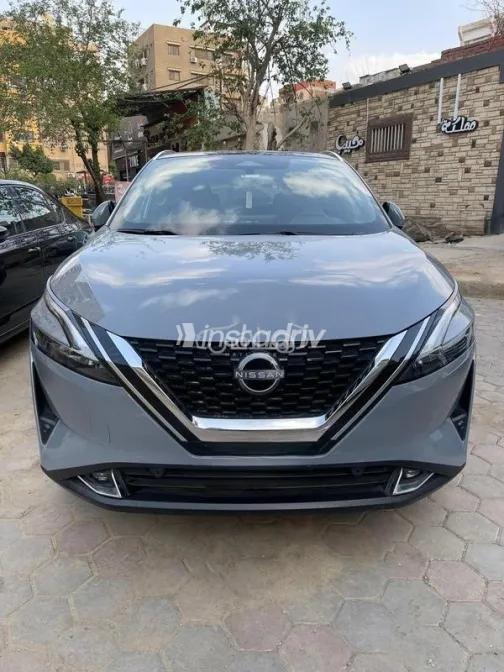 نيسان قشقاي 2014 رمادي غامق مستعملة للبيع - 5