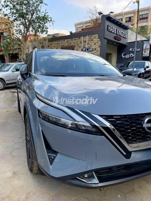 نيسان قشقاي 2014 رمادي غامق مستعملة للبيع - 7