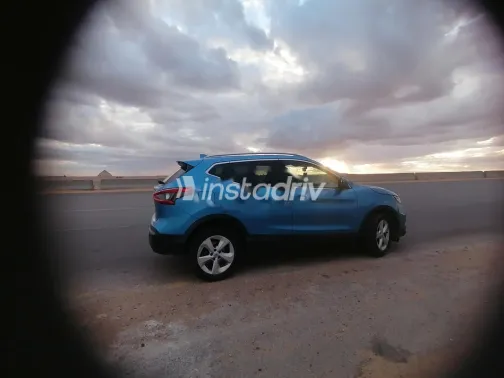 نيسان قشقاي 2014 رمادي غامق مستعملة للبيع - 8