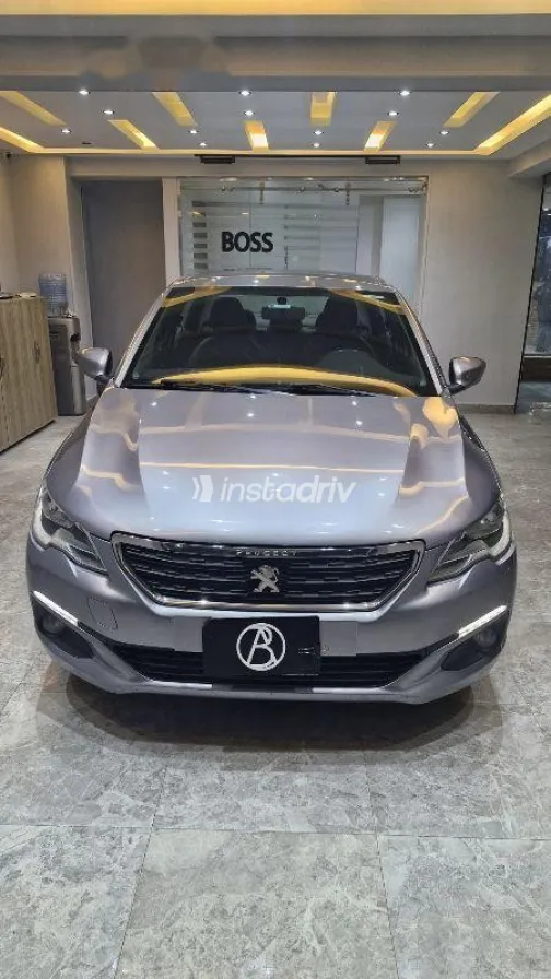 بيجو 301 2022 فضي مستعملة للبيع - 6