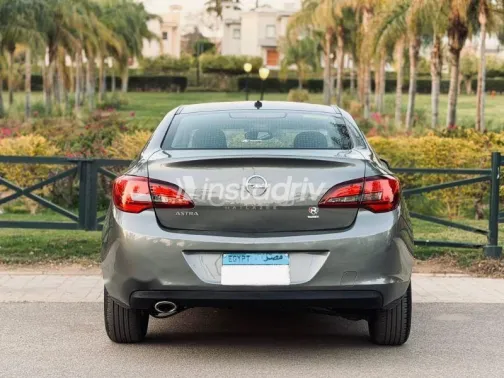 Opel Astra 2021 Gray Used for Sale - 6