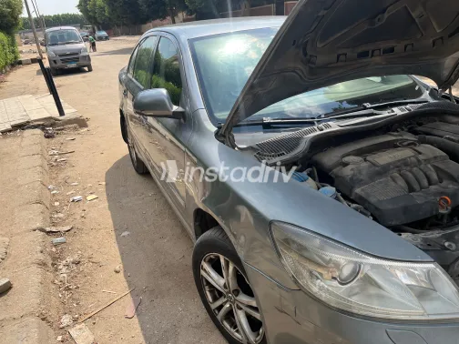 سكودا فانتازيا 2013 أبيض مستعملة للبيع - 5