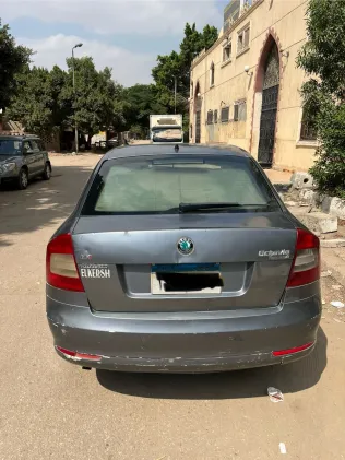 سكودا فانتازيا 2013 أبيض مستعملة للبيع