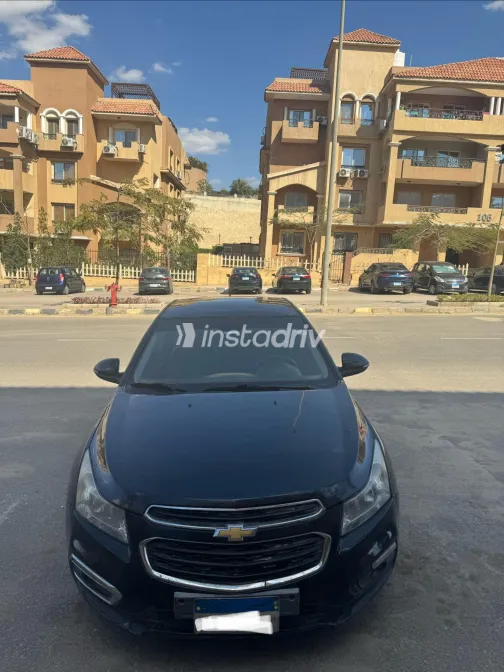 شيفروليه كروز 2016 أبيض مستعملة للبيع - 2