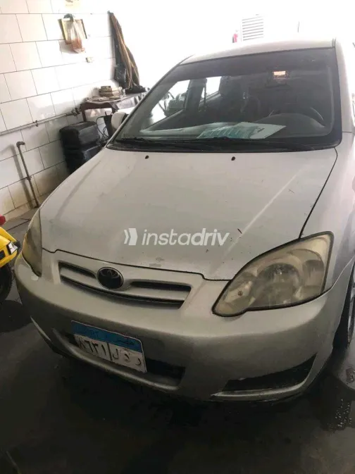 Toyota Corolla 2005 White Used for Sale - 2