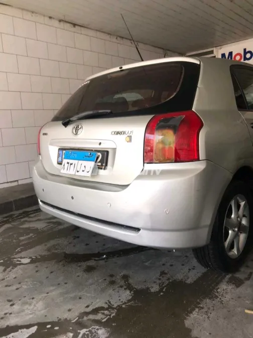 Toyota Corolla 2005 White Used for Sale - 6