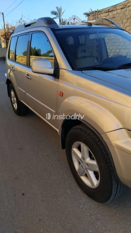 Nissan XTrail 2008 White Used for Sale - 9