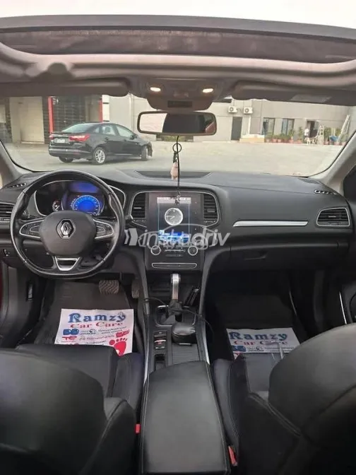 Renault Megane 2018 Dark Red Used for Sale - 4