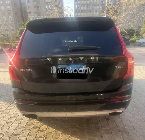 فولفو XC90 2021 أسود مستعملة للبيع - 4