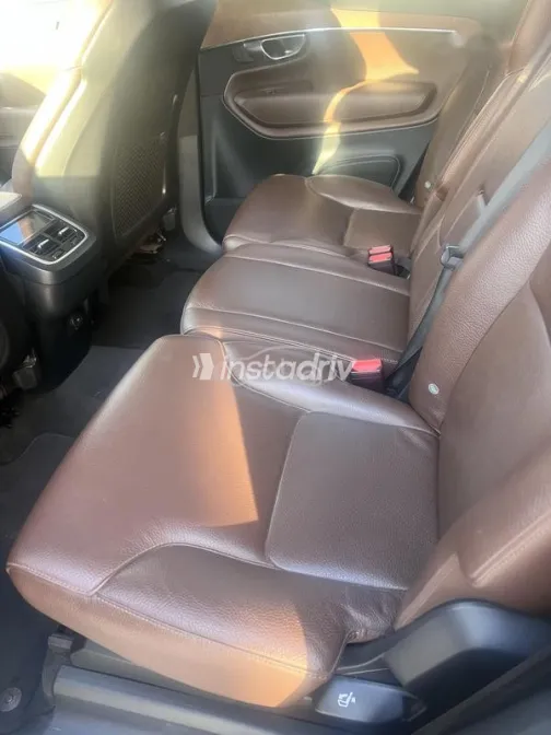 فولفو XC90 2021 أسود مستعملة للبيع - 9