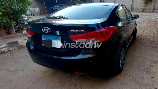 هيونداي افانتي 2012 أسود مستعملة للبيع - 3