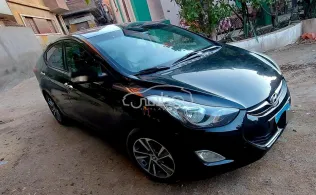 هيونداي افانتي 2012 أسود مستعملة للبيع