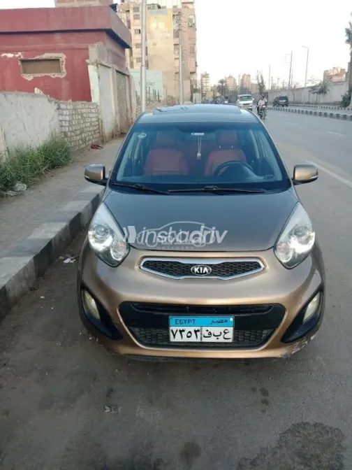 Kia Picanto 2013 Bronze Used for Sale - 1