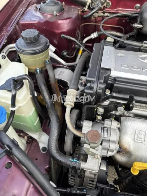 Hyundai Verna 2012 Dark Red Used for Sale - 7