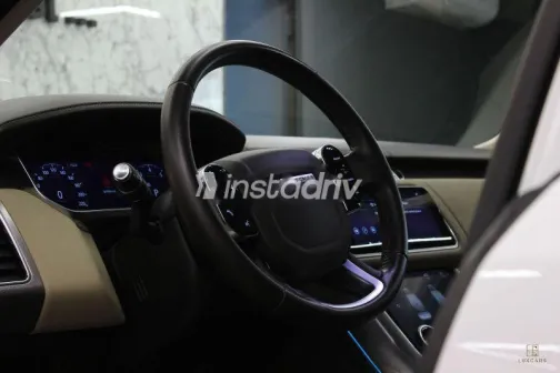 Land Rover Range Rover Sport 2021 White Used for Sale - 4