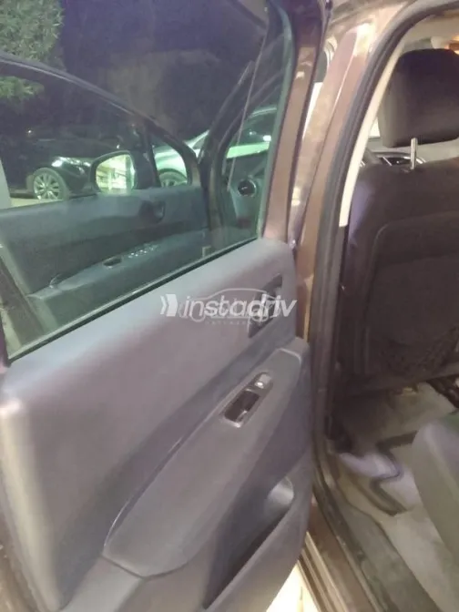 بيجو 3008 2015 موكا مستعملة للبيع - 8